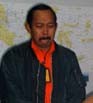 Pilot AdamAir Menangis Melihat Kepingan Sayap Ekor Kanan
